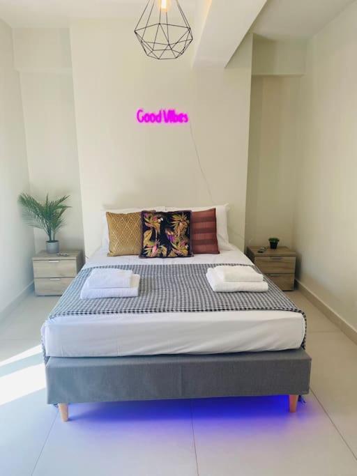 New 2Bd Aprt With Shared Rooftop Pool D3 Athen Exterior foto